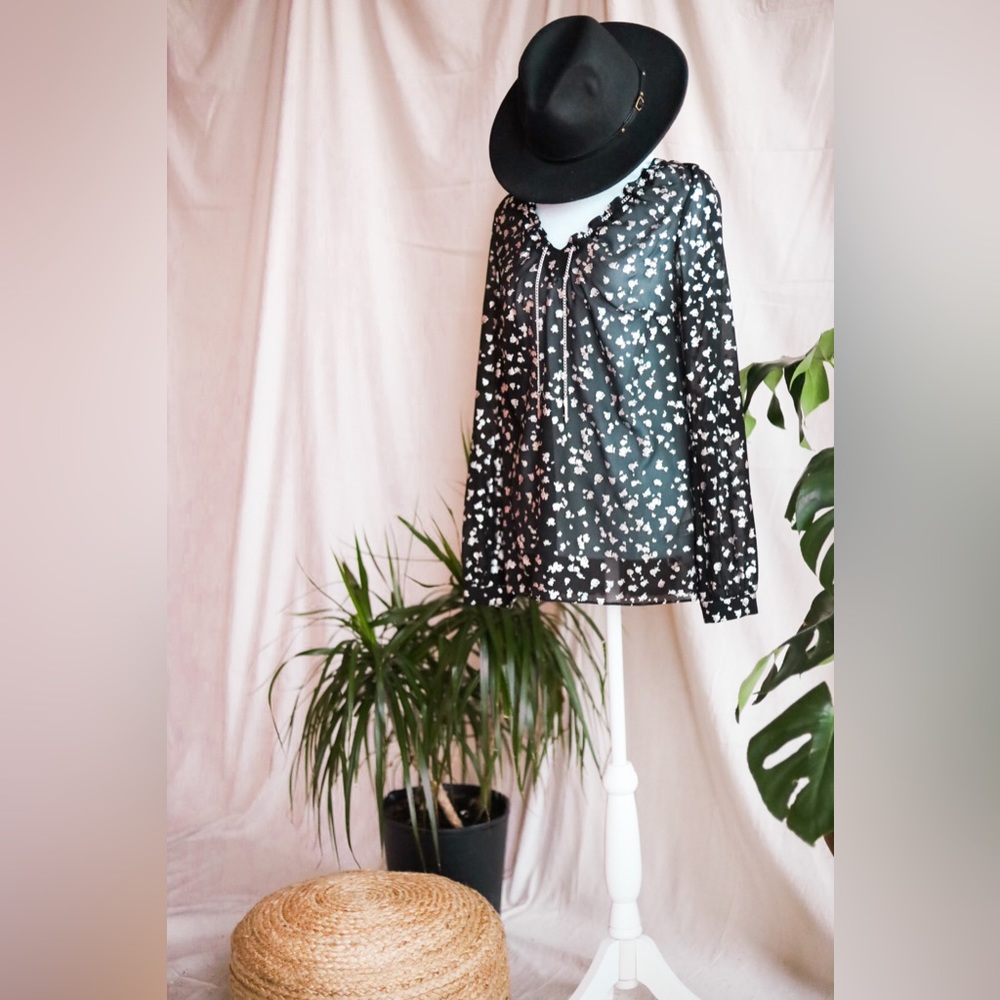 MK black/silver blouse